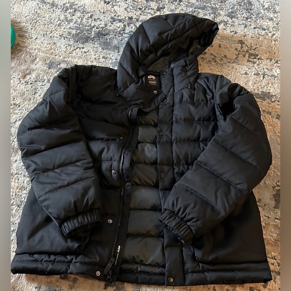 RARE NIKE SB PUFFER JACKET